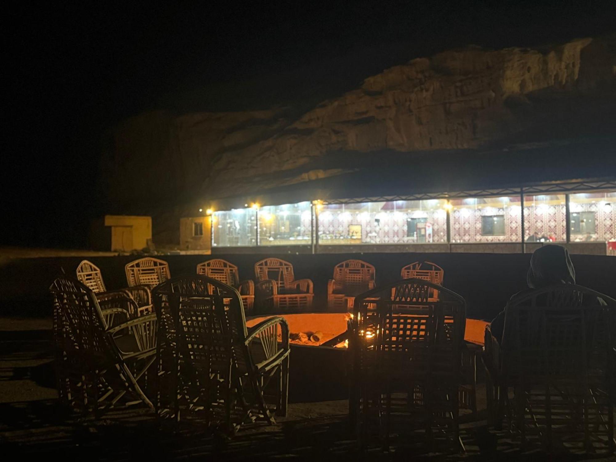 Rum Luxury Camp Вади Рум Екстериор снимка
