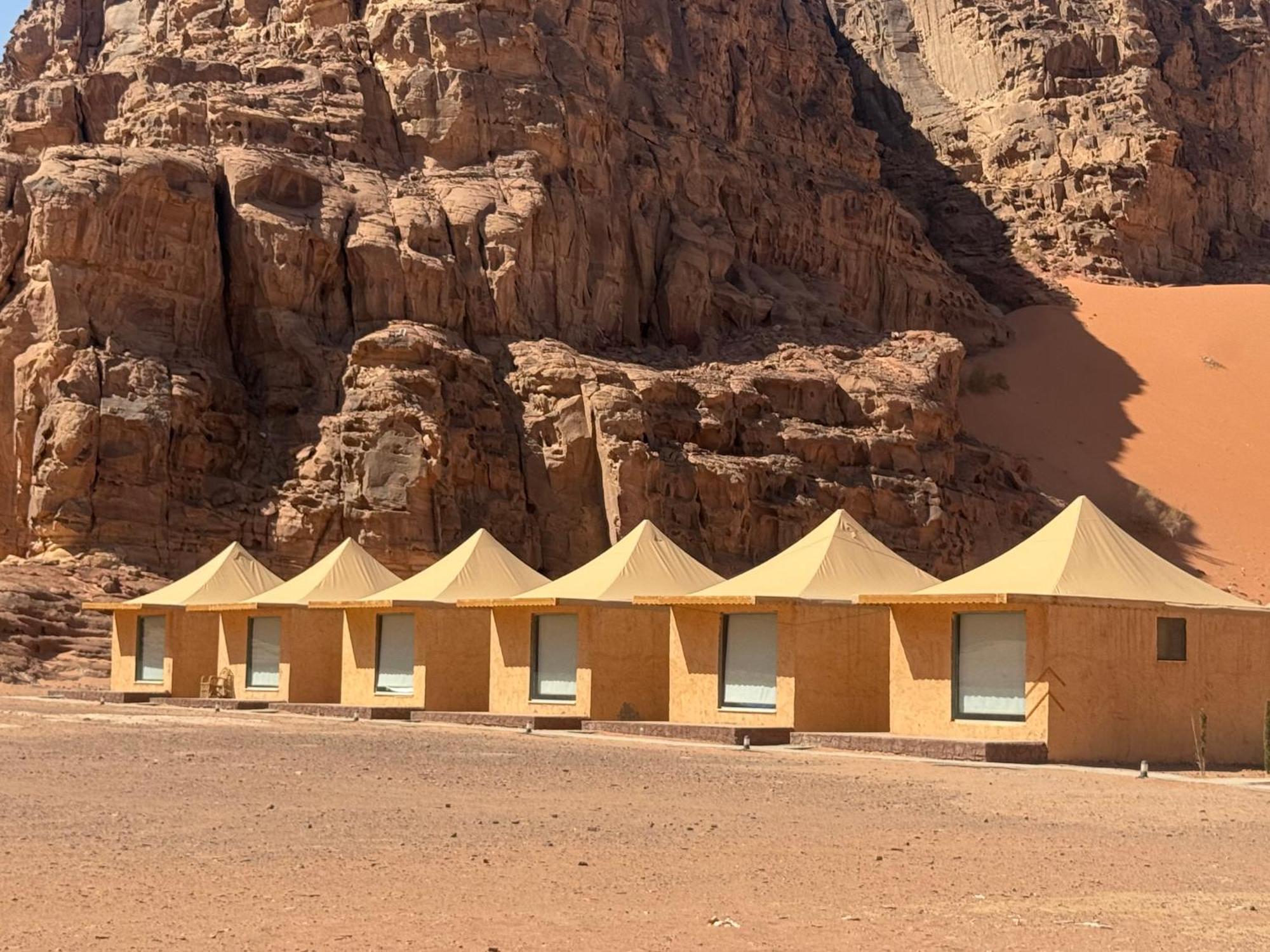 Rum Luxury Camp Вади Рум Екстериор снимка