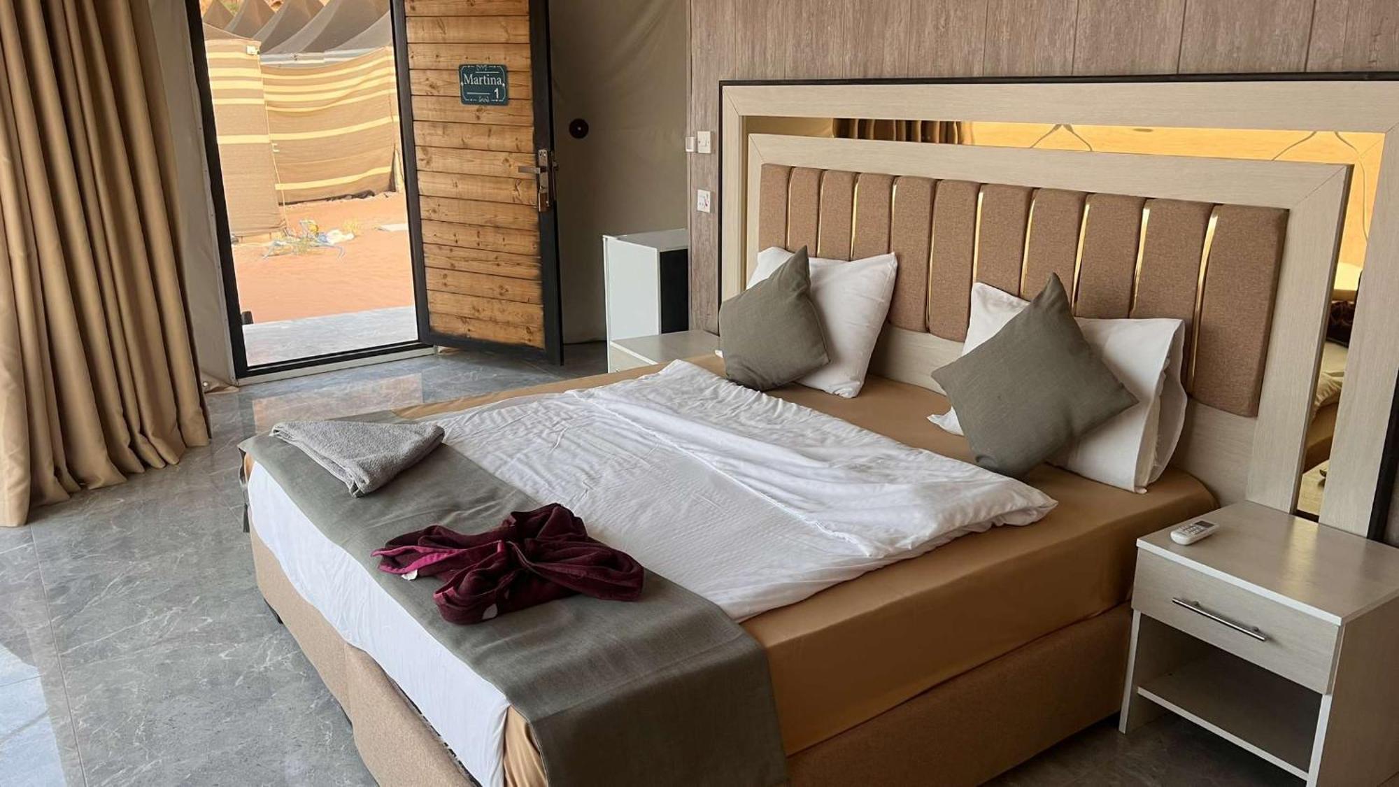 Rum Luxury Camp Вади Рум Стая снимка